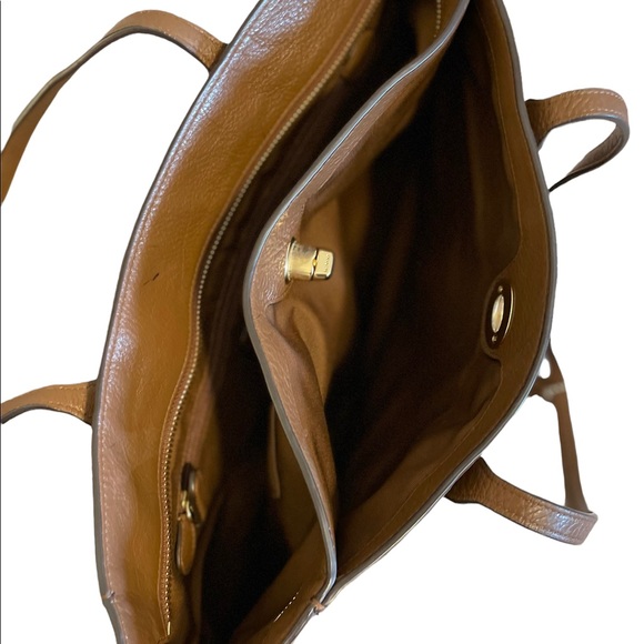 Coach purse - Picture 2 of 4